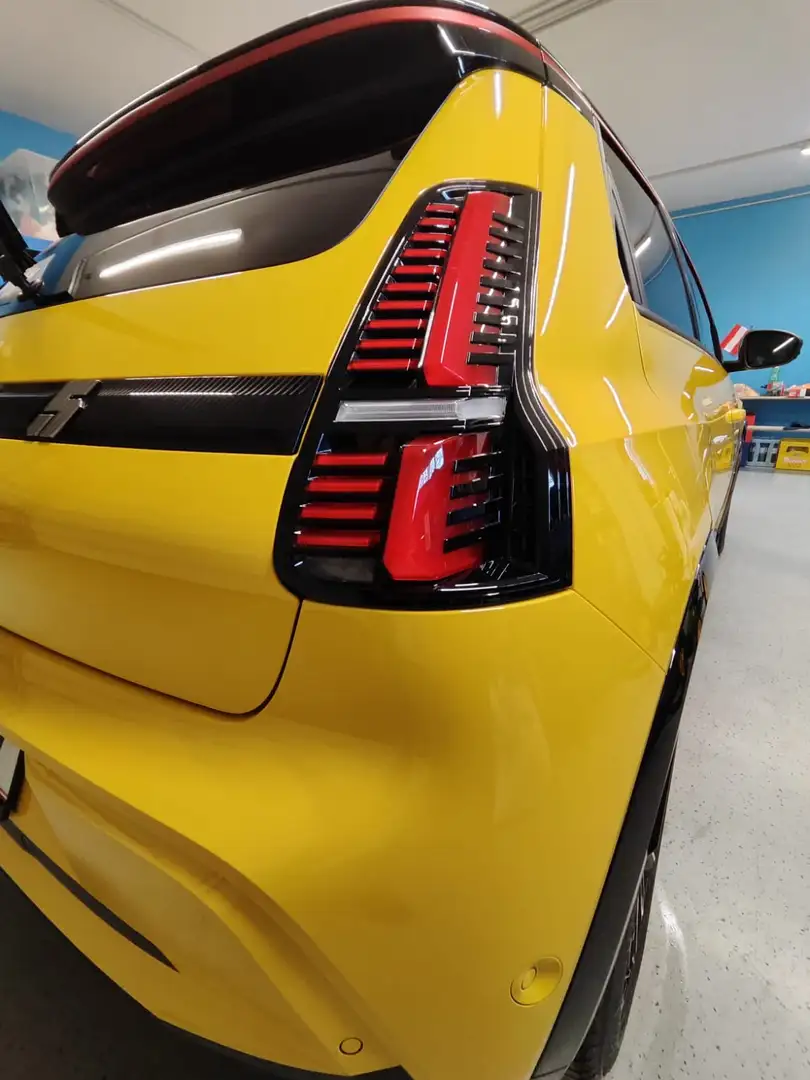 Renault R 5 R5 E-Tech 150 PS 52kWh Comfort Range Iconic Five Iconic Five Gelb - 1