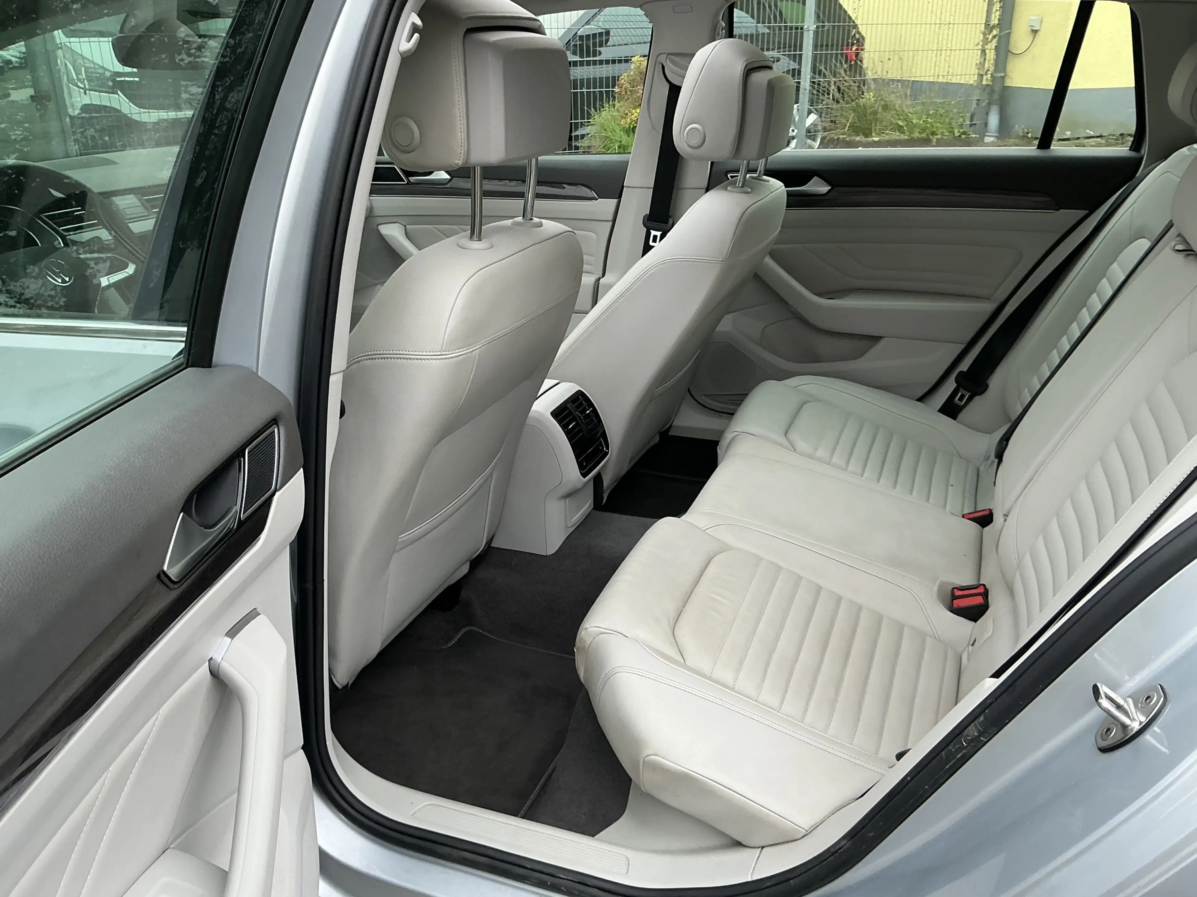 Volkswagen Passat GTE Leder Pano Memory 360Cam Navi HUD ACC — photo 5