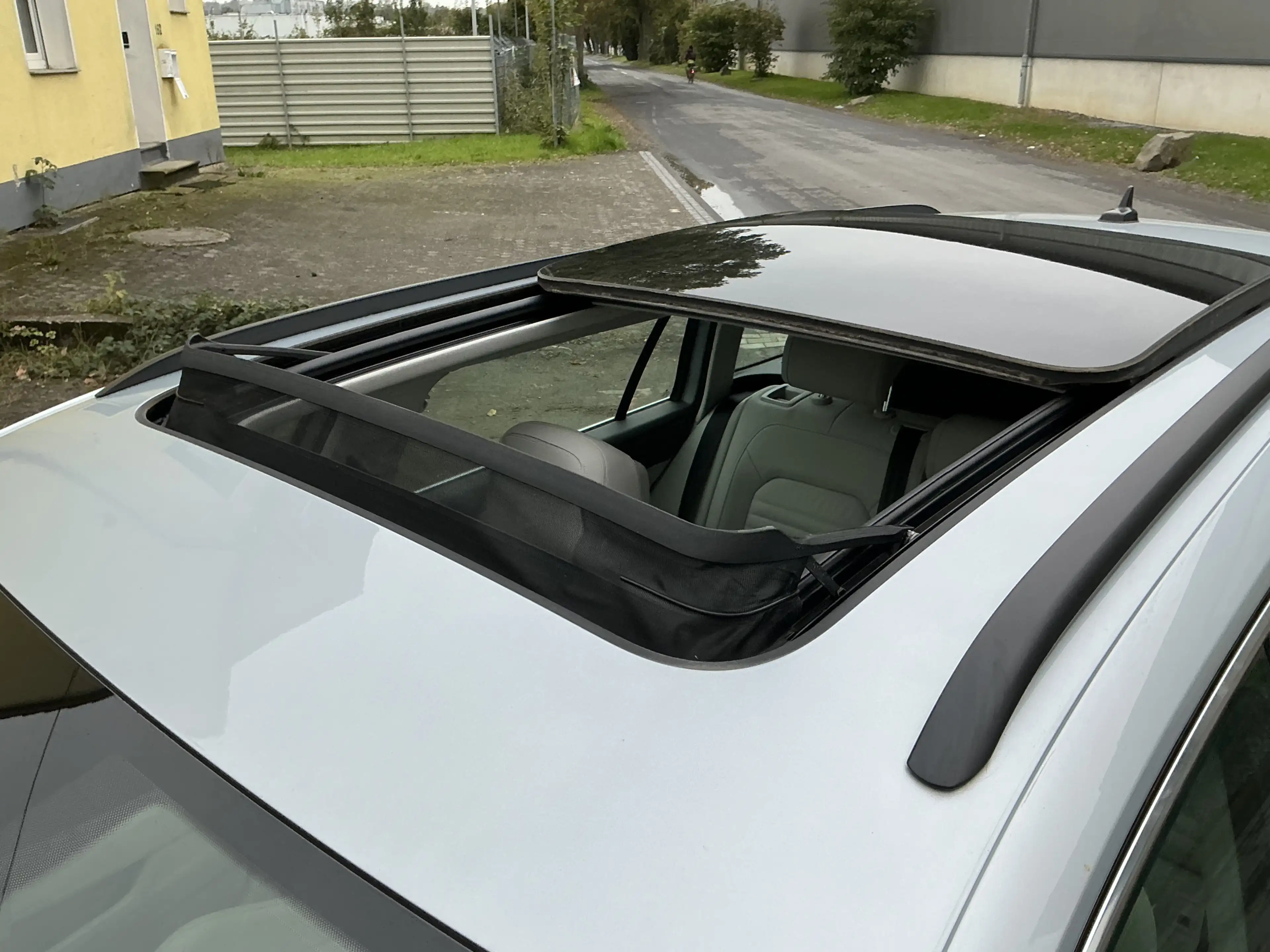 Volkswagen Passat GTE Leder Pano Memory 360Cam Navi HUD ACC — photo 3