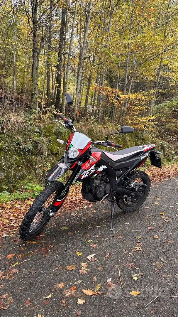 Aprilia RX 125 Enduro 4T Negro - 1