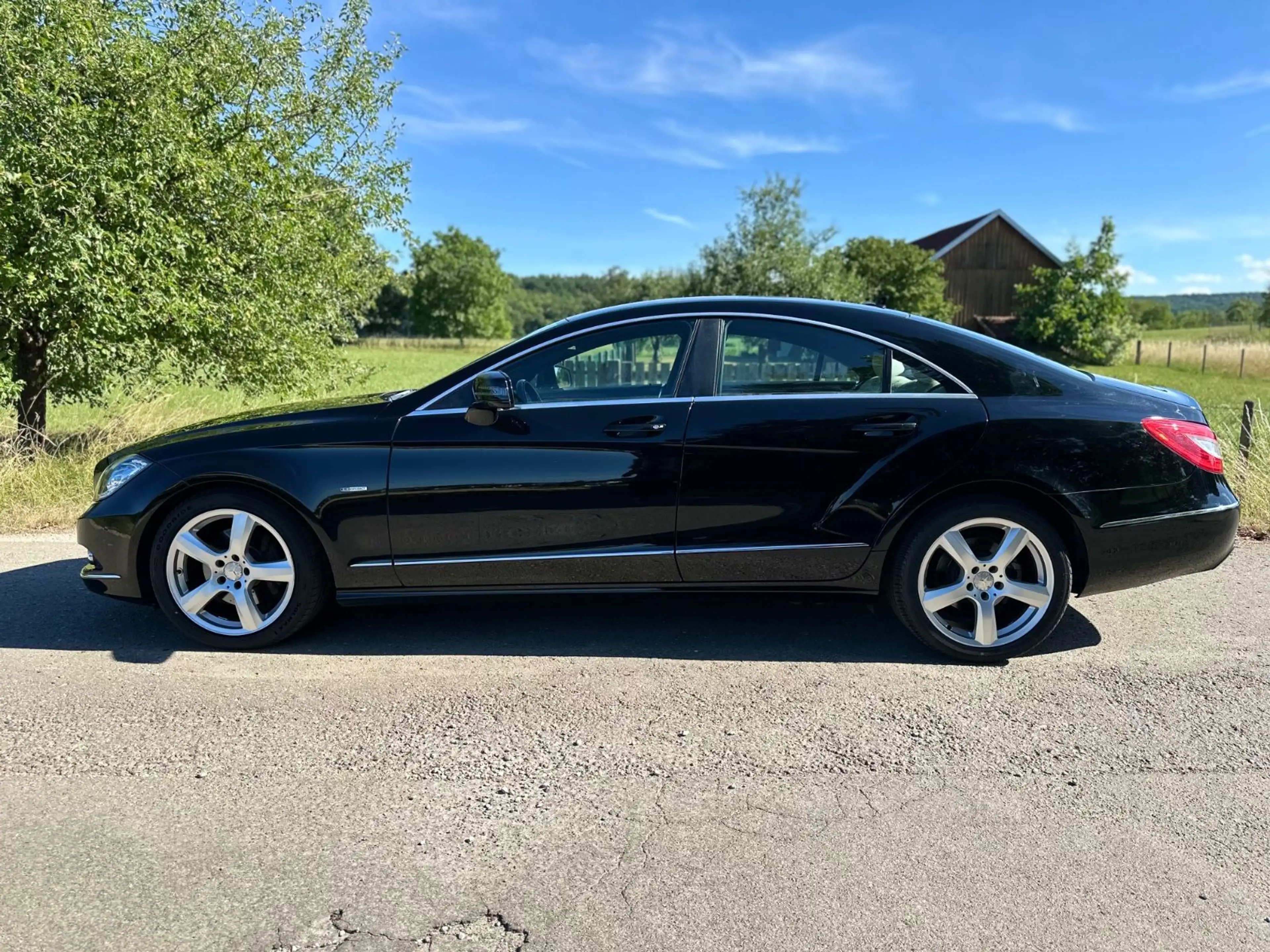 Mercedes-Benz CLS 350 CDI*LED*SHZ*Temp*Leder*PDC*Navi*Sport — photo 7