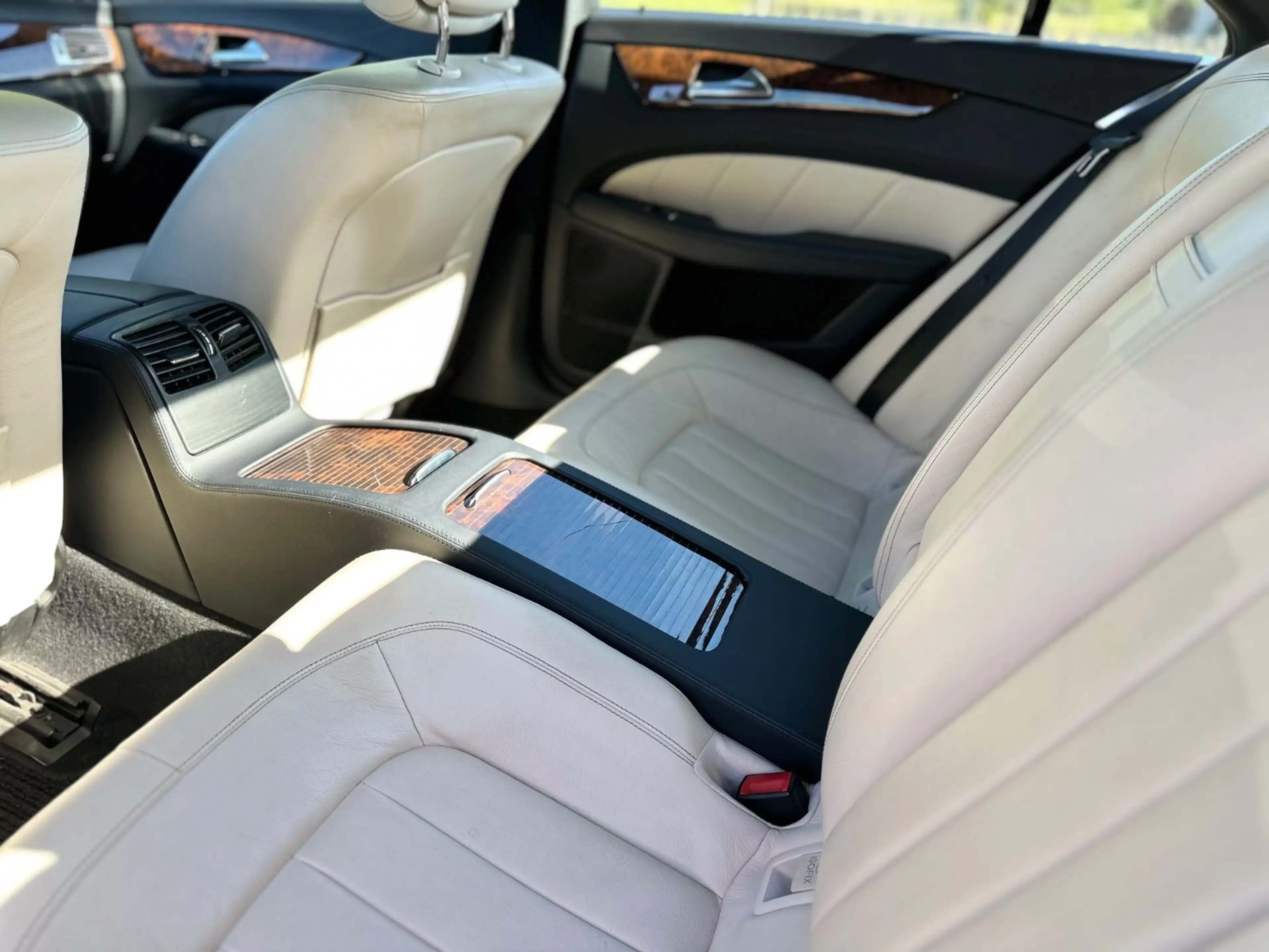 Mercedes-Benz CLS 350 CDI*LED*SHZ*Temp*Leder*PDC*Navi*Sport — photo 13