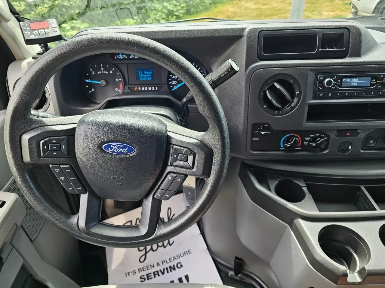 Ford E-Series Cutaway photo Ford E-Series Cutaway