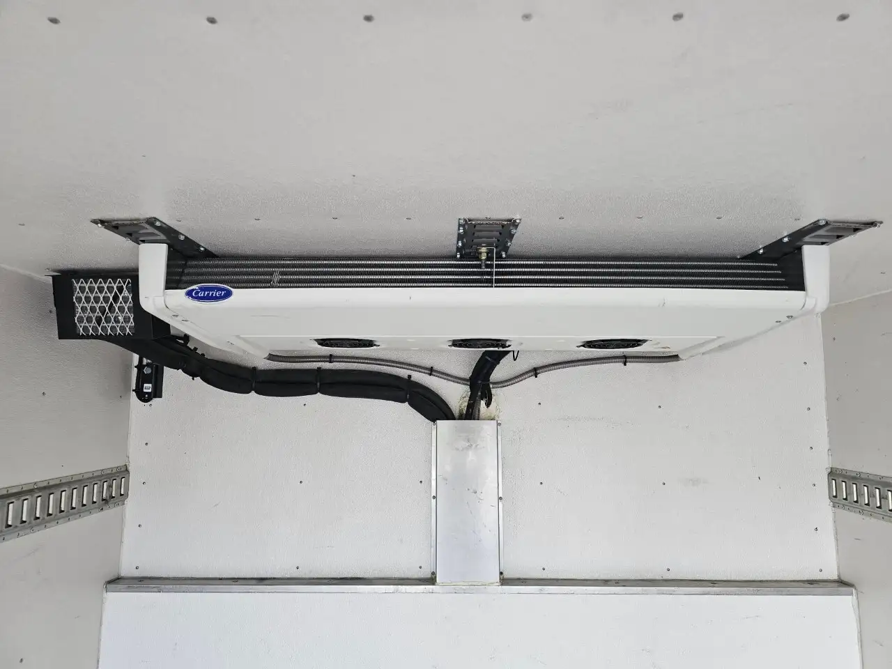 Ford E-Series Cutaway photo Ford E-Series Cutaway