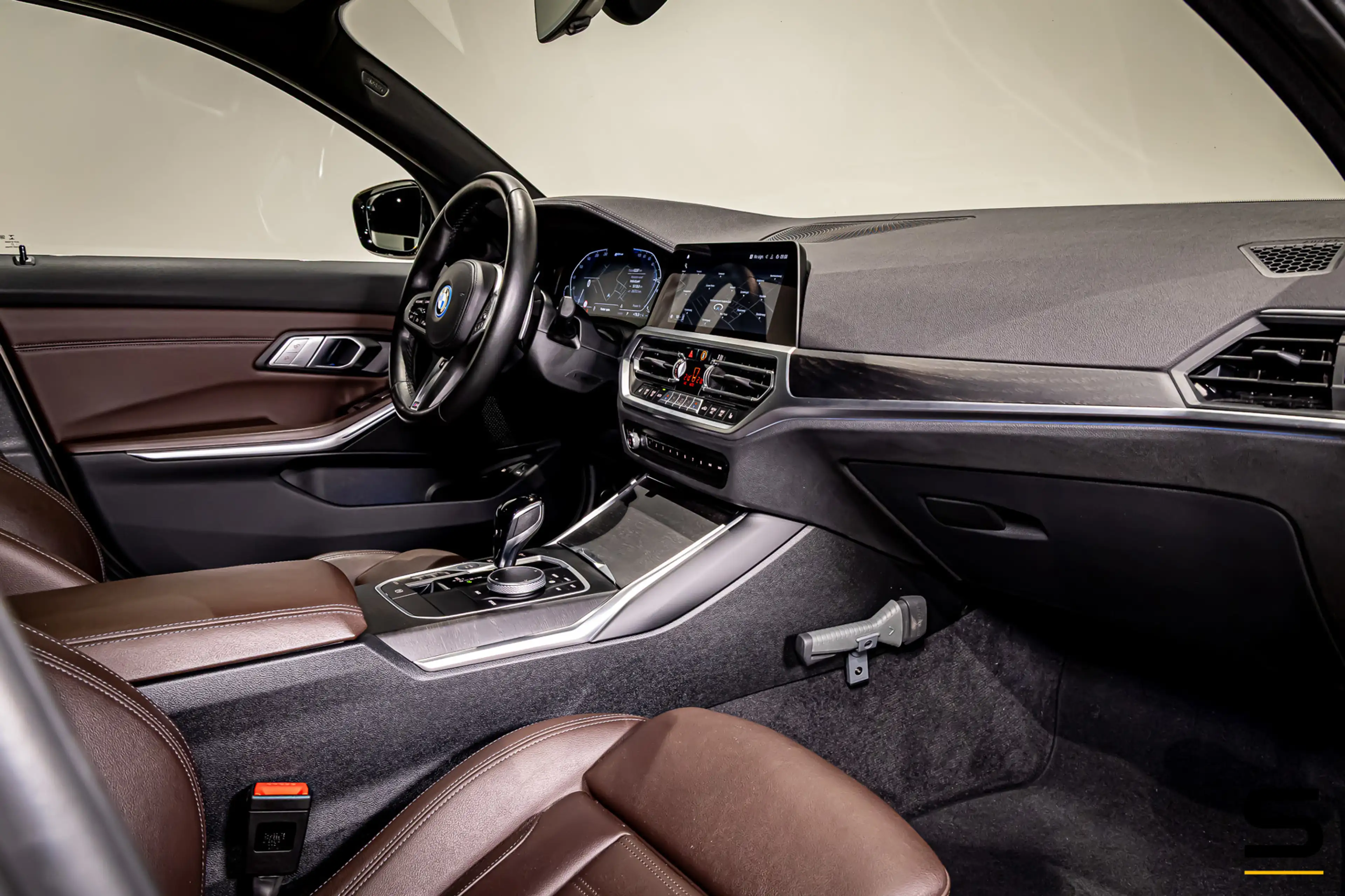 BMW 330 3-serie 330e Business Edition Plus|M-sport|Pano|Ca — photo 28