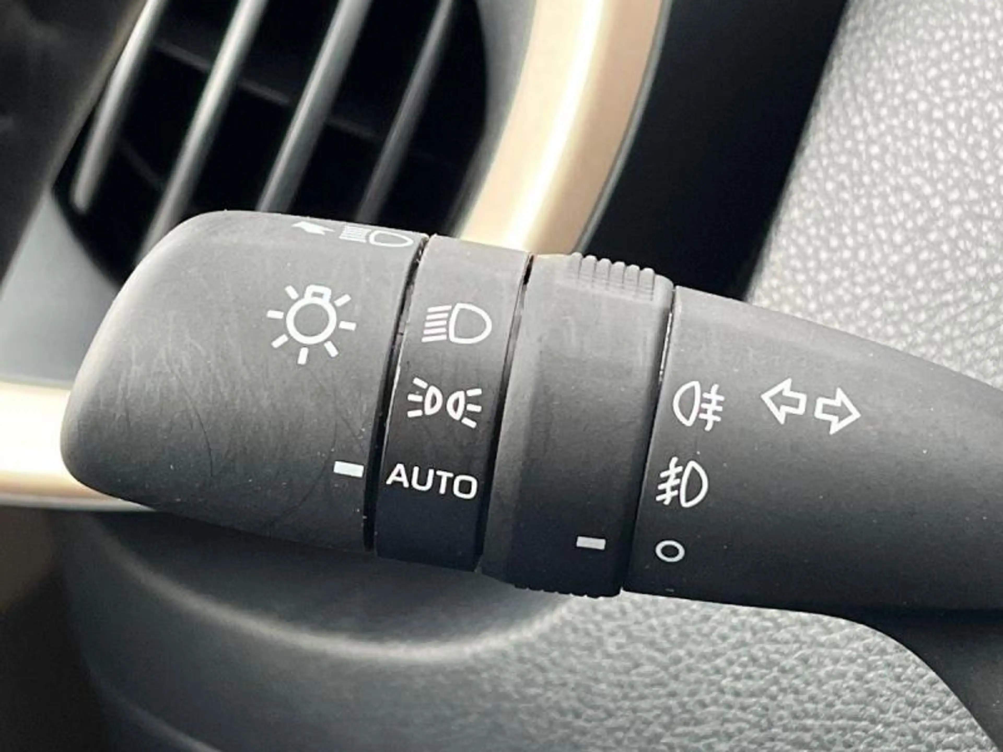 Toyota Aygo X pulse+camera+dab+androidauto+carplay — photo 15