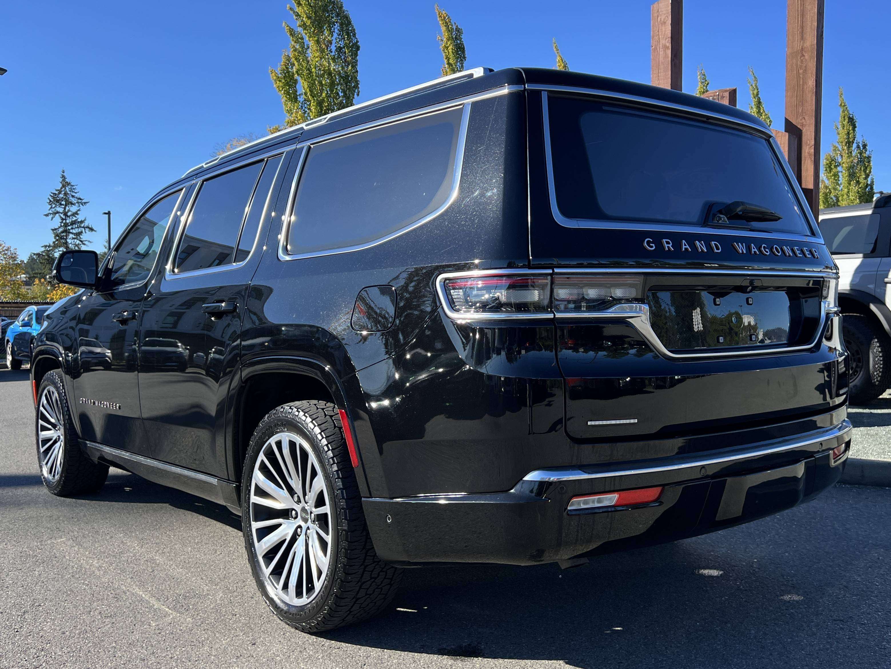 2022 Jeep Grand Wagoneer