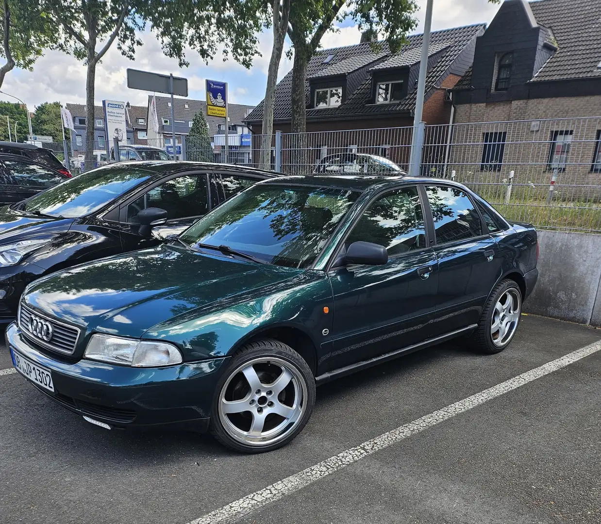 Audi A4 1.6 (B5) mit PRINS LPG-Gasanlage / TÜV MAI 2027 Verde - 1
