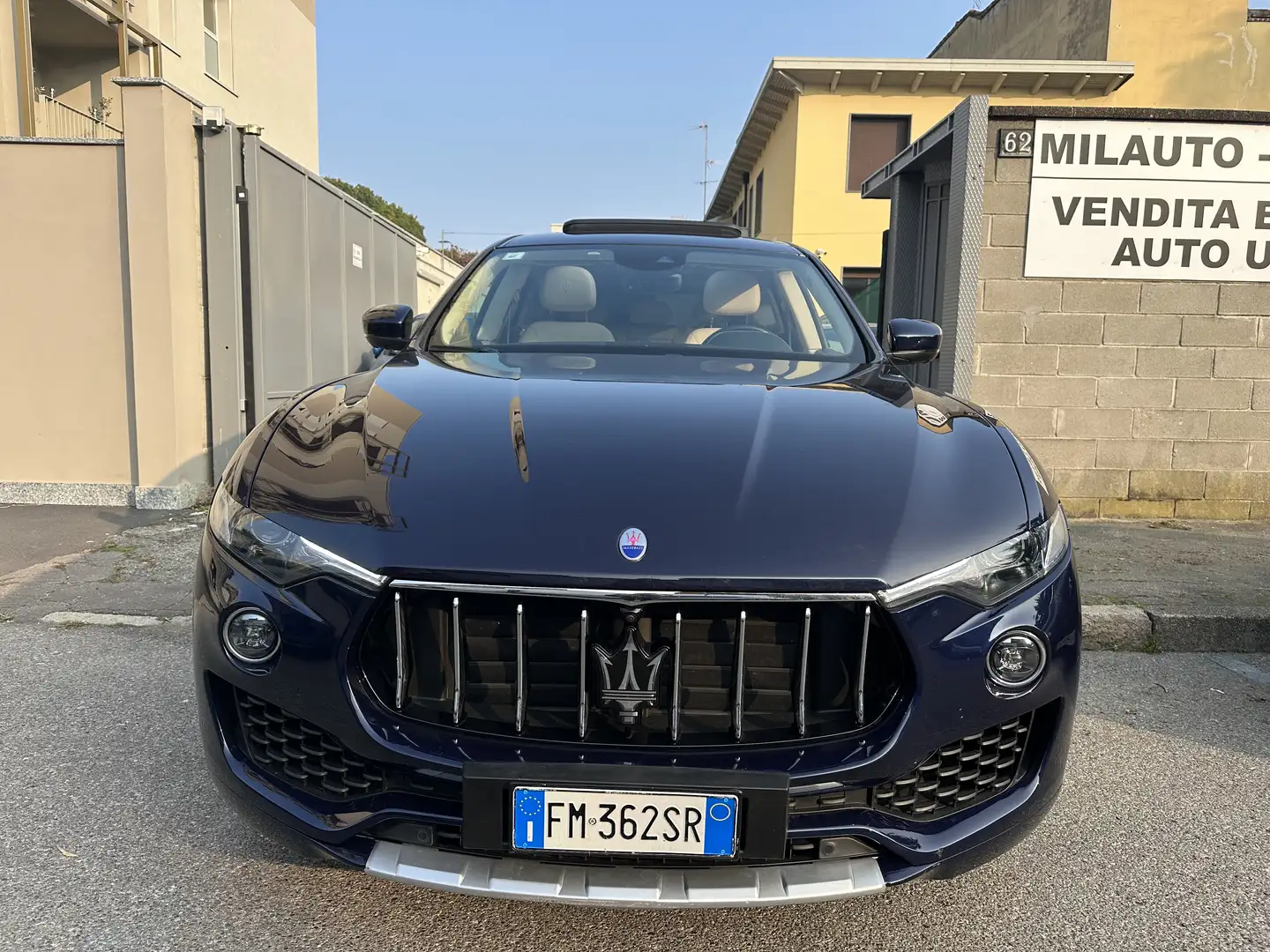 Maserati Levante 3.0 V6 AWD Granlusso 350cv auto - 1