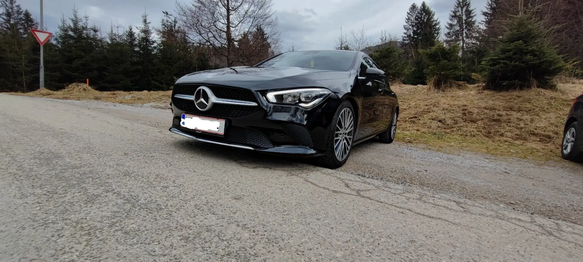 Mercedes-Benz CLA 180 CLA 180 (118.684) Schwarz - 1