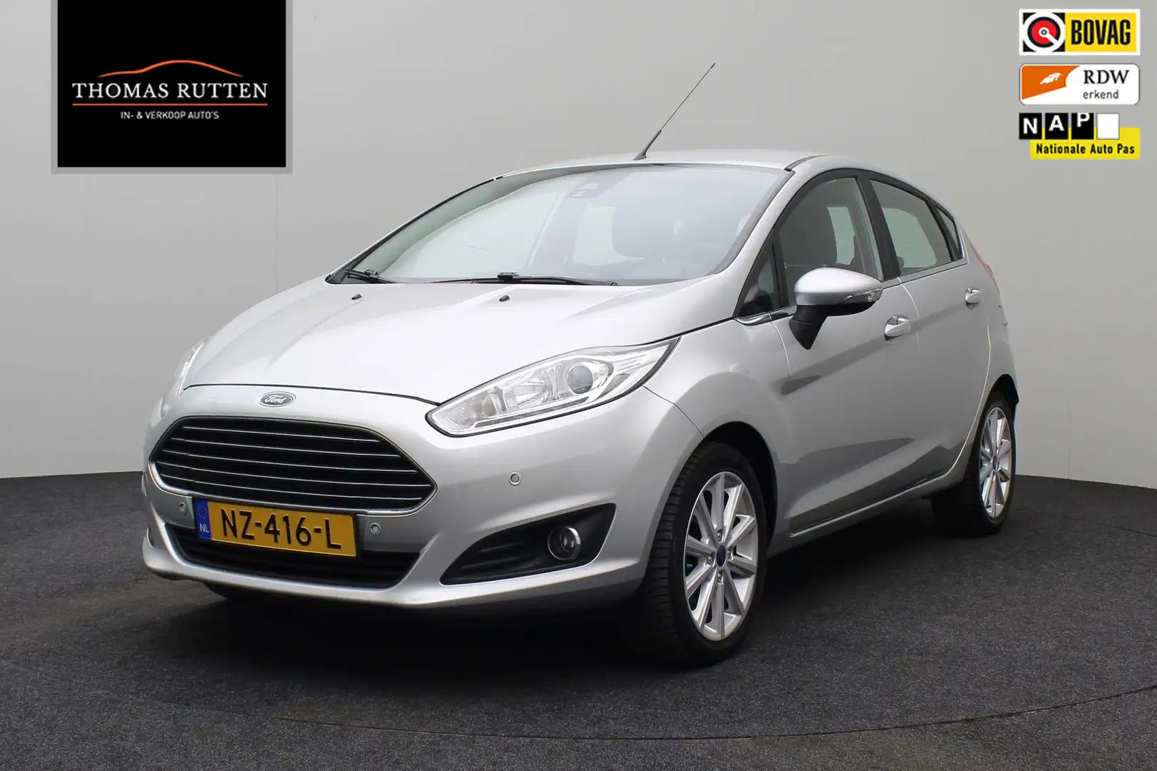 Ford Fiesta 1.0 EcoBoost Titanium 2017 | Airco | Navigatie | P Grijs - 1