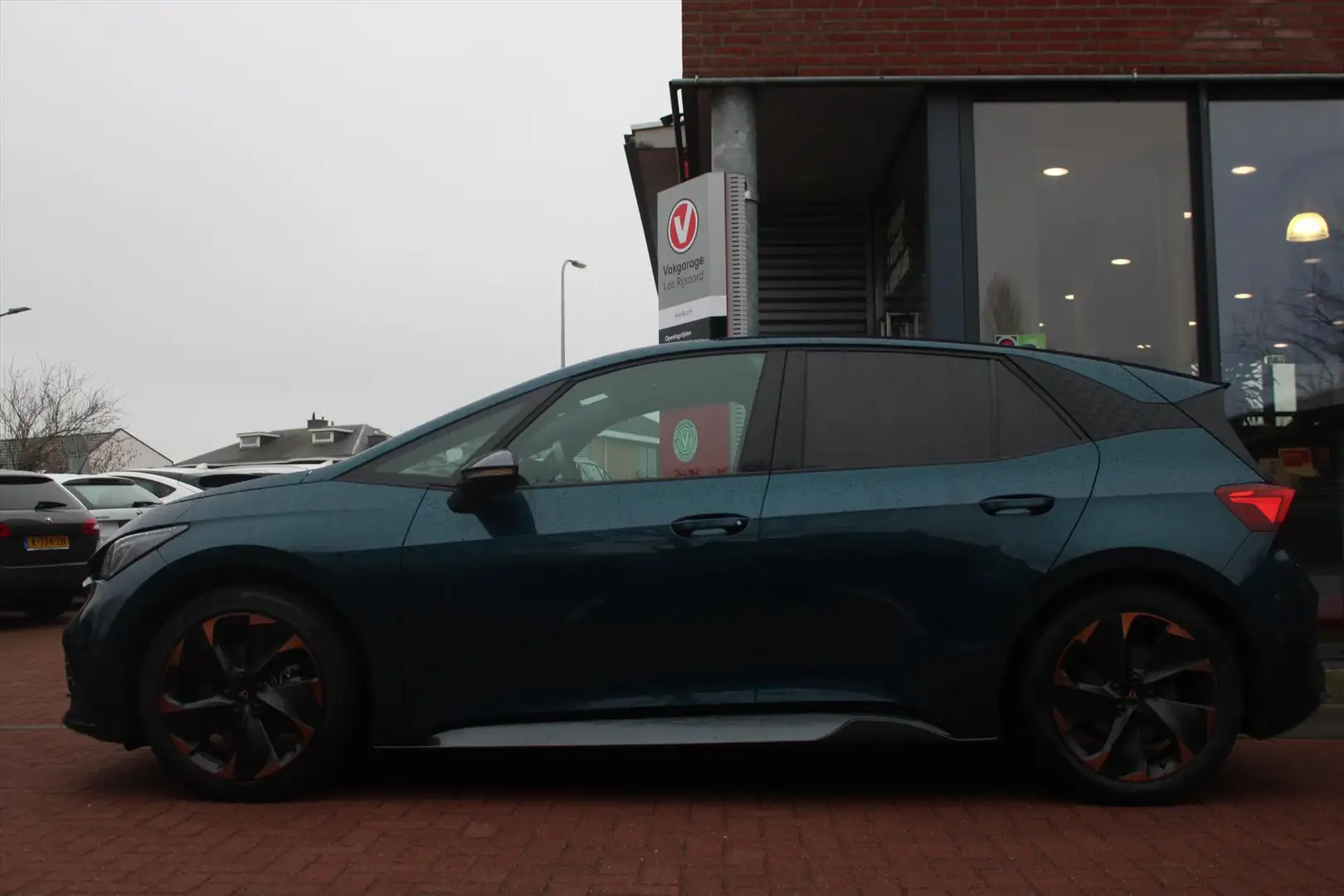 CUPRA Born 62 kWh Aut *Adrenaline* | Carplay | Adaptive Cruis Bleu - 2