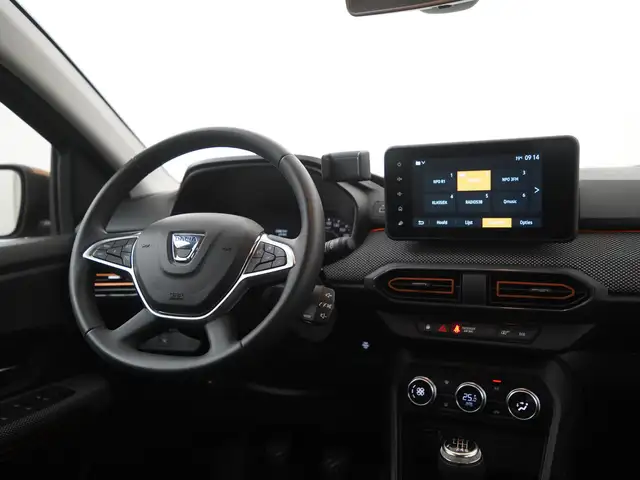 Dacia Sandero view 5