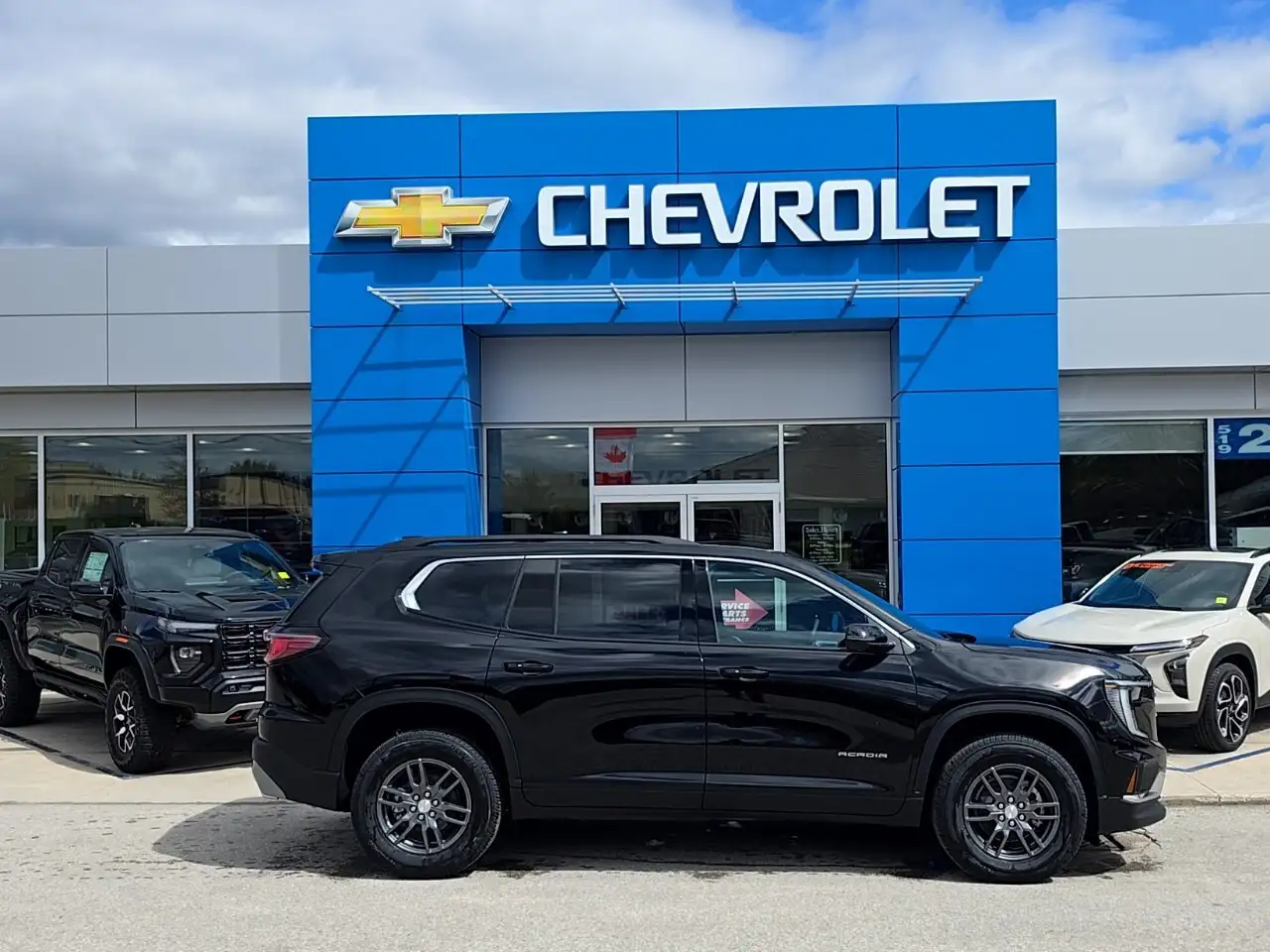 GMC Acadia снимка GMC Acadia