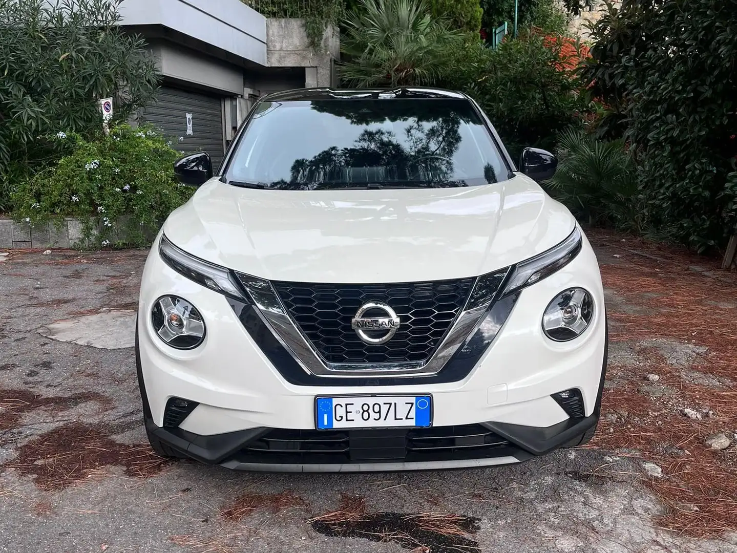 Nissan Juke Juke 1.0 dig-t N-Connecta 114cv Bianco - 2