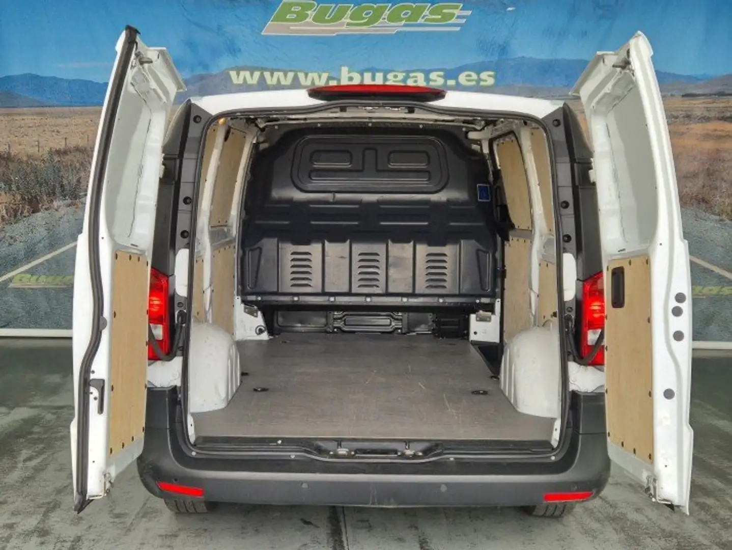 Mercedes-Benz Vito MERCEDES-BENZ 114 2.0 CDI140 CV LARGO CAMBIO Blanco - 2