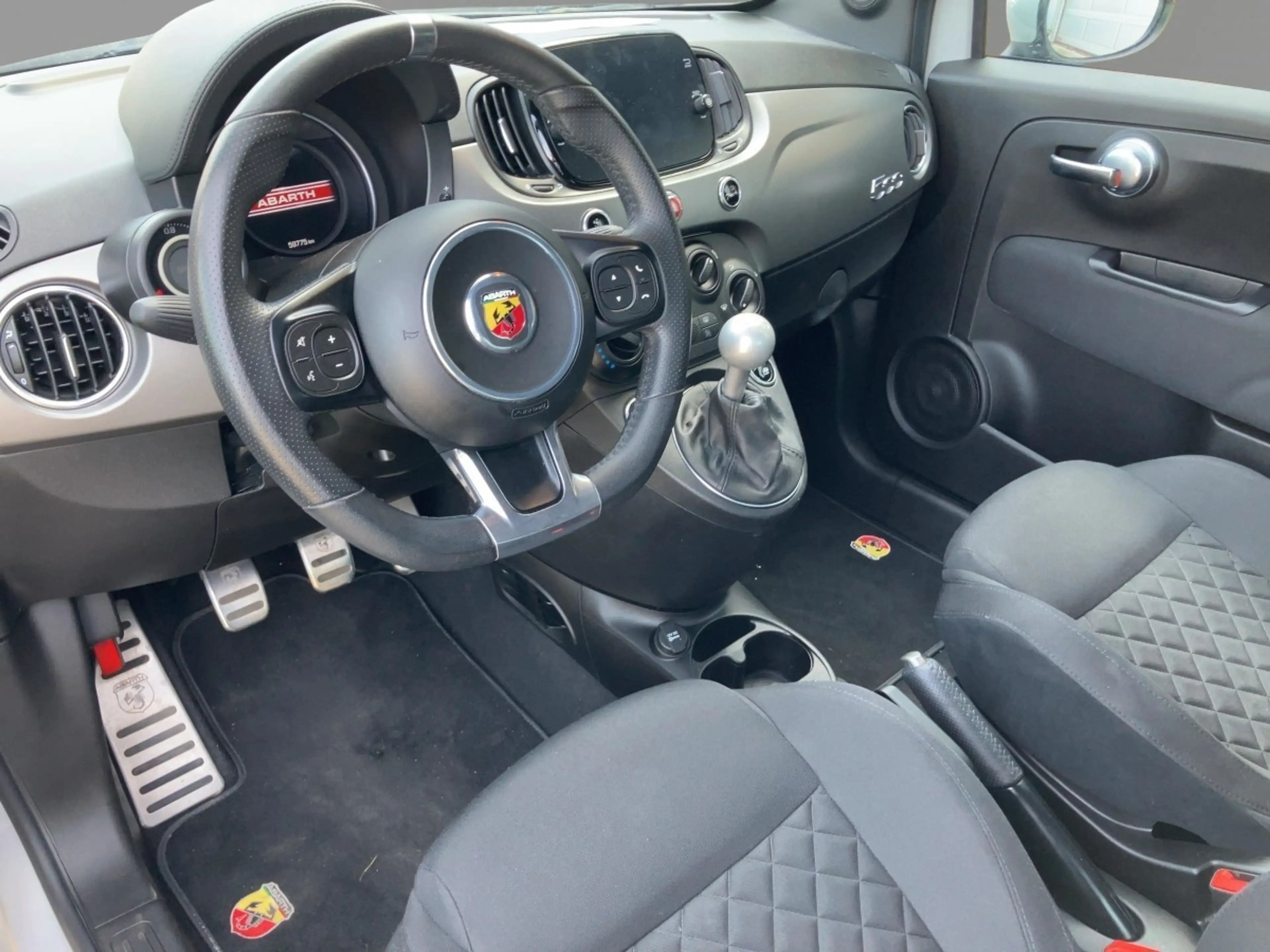 Abarth 595 MY22 1.4 T-Jet 165 PS Klimaanlage PDC — photo 7