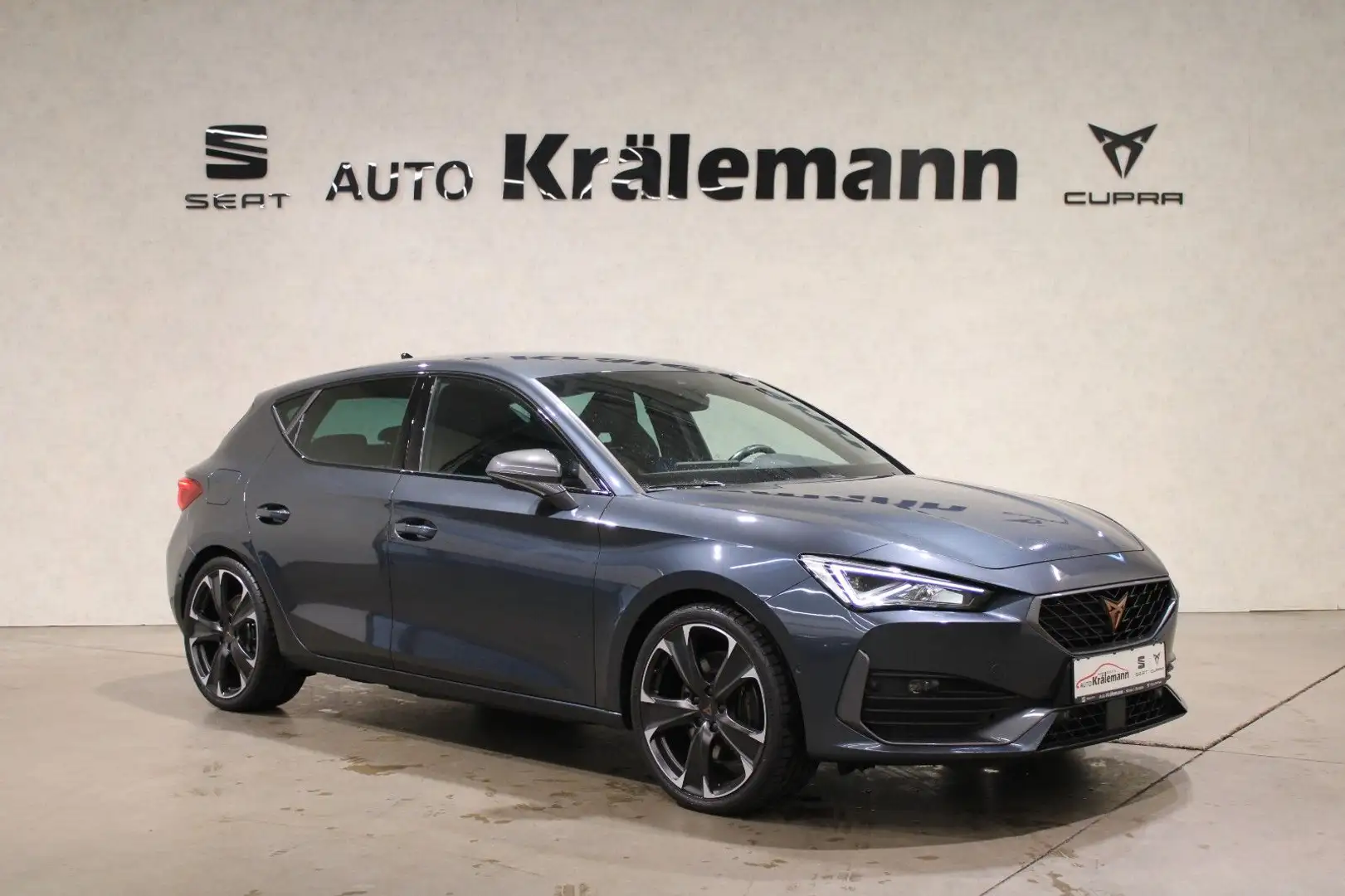 CUPRA Leon VZ 1.4 e-Hybrid 6-Gang-DSG *LED*NAVI*KAMERA Grau - 1