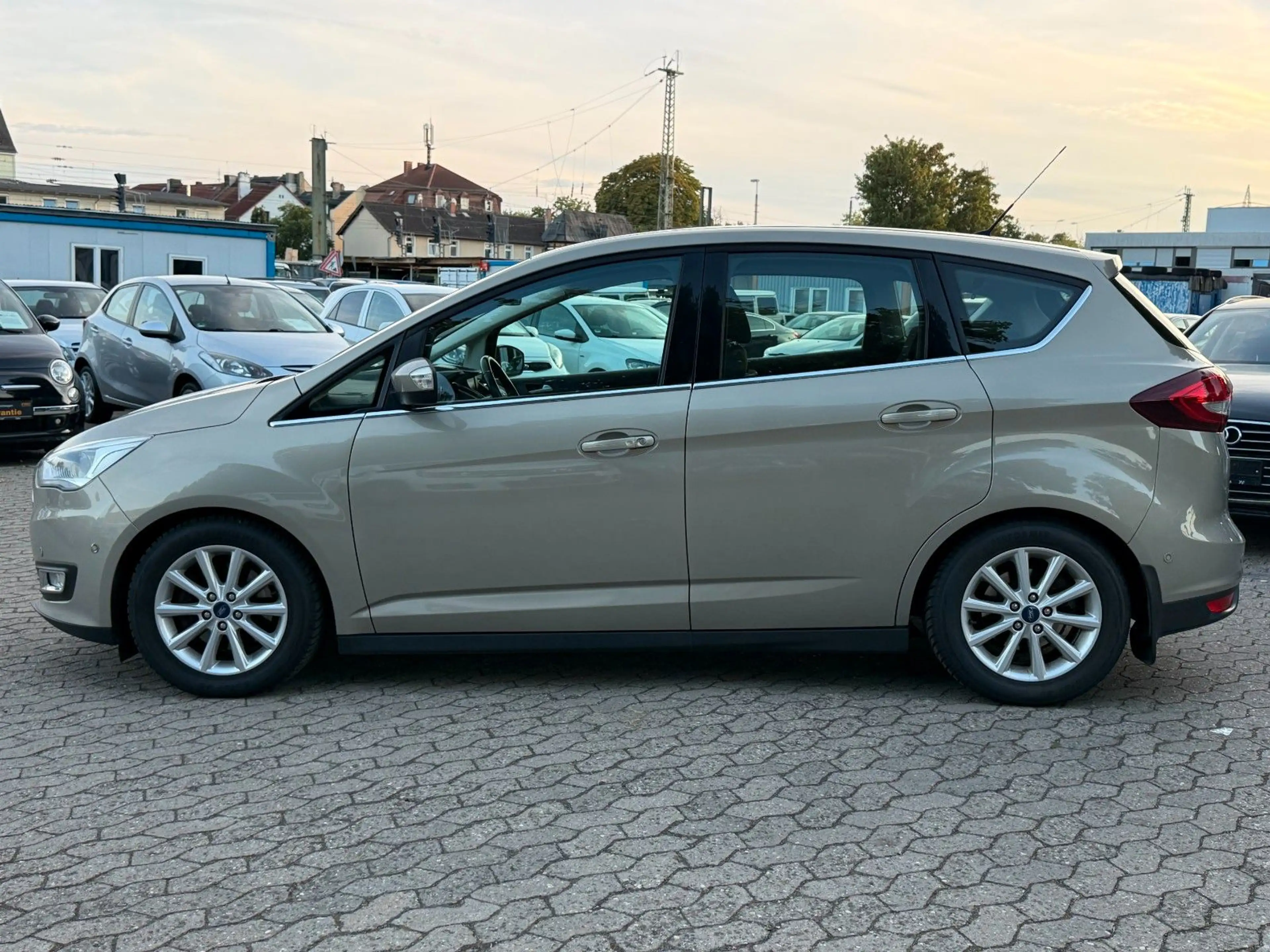 Ford C-Max C-MAX TITANIUM / AUTOMATIK / 2 HAND / AHK / NAVI — photo 3