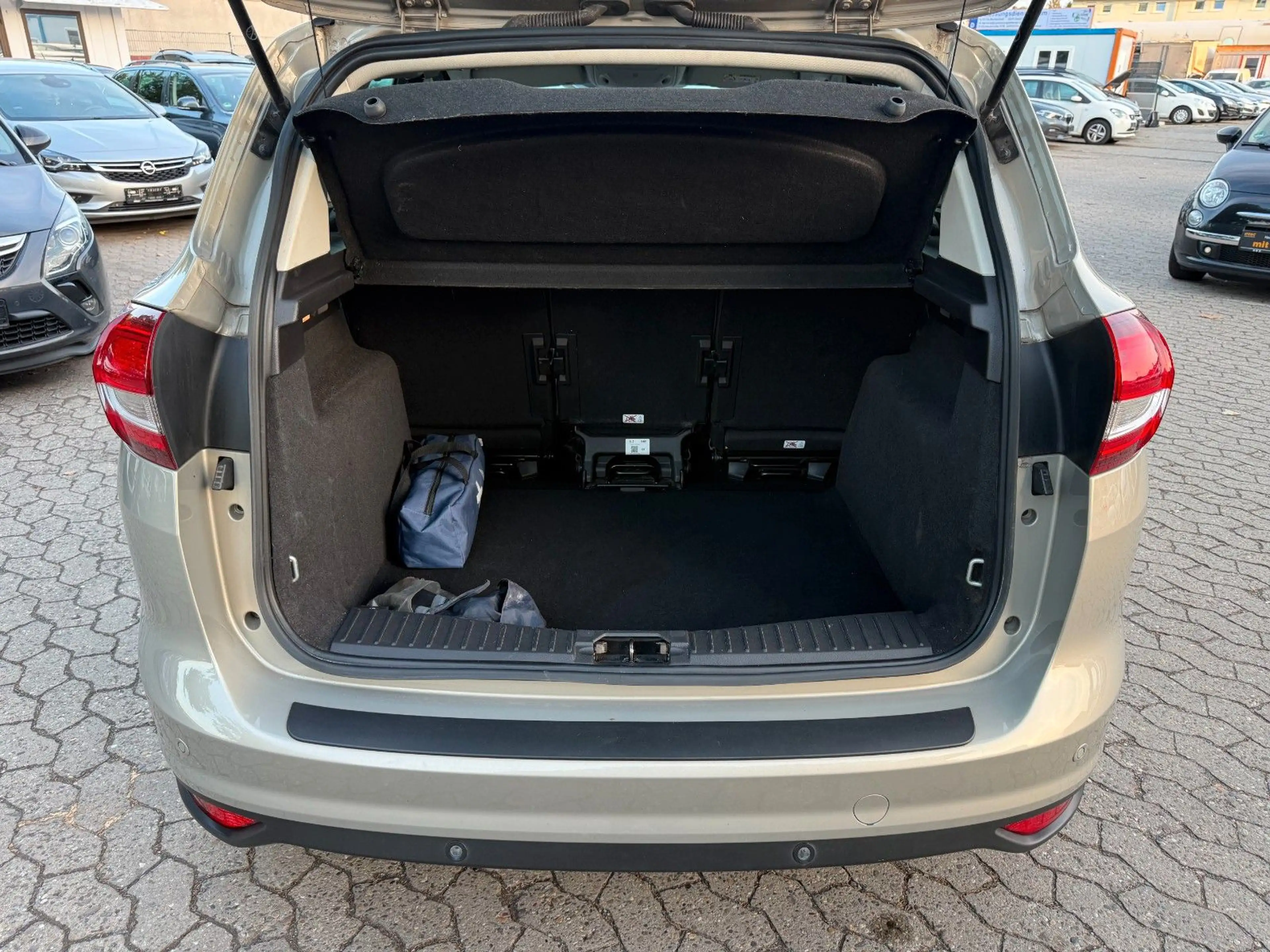 Ford C-Max C-MAX TITANIUM / AUTOMATIK / 2 HAND / AHK / NAVI — photo 15