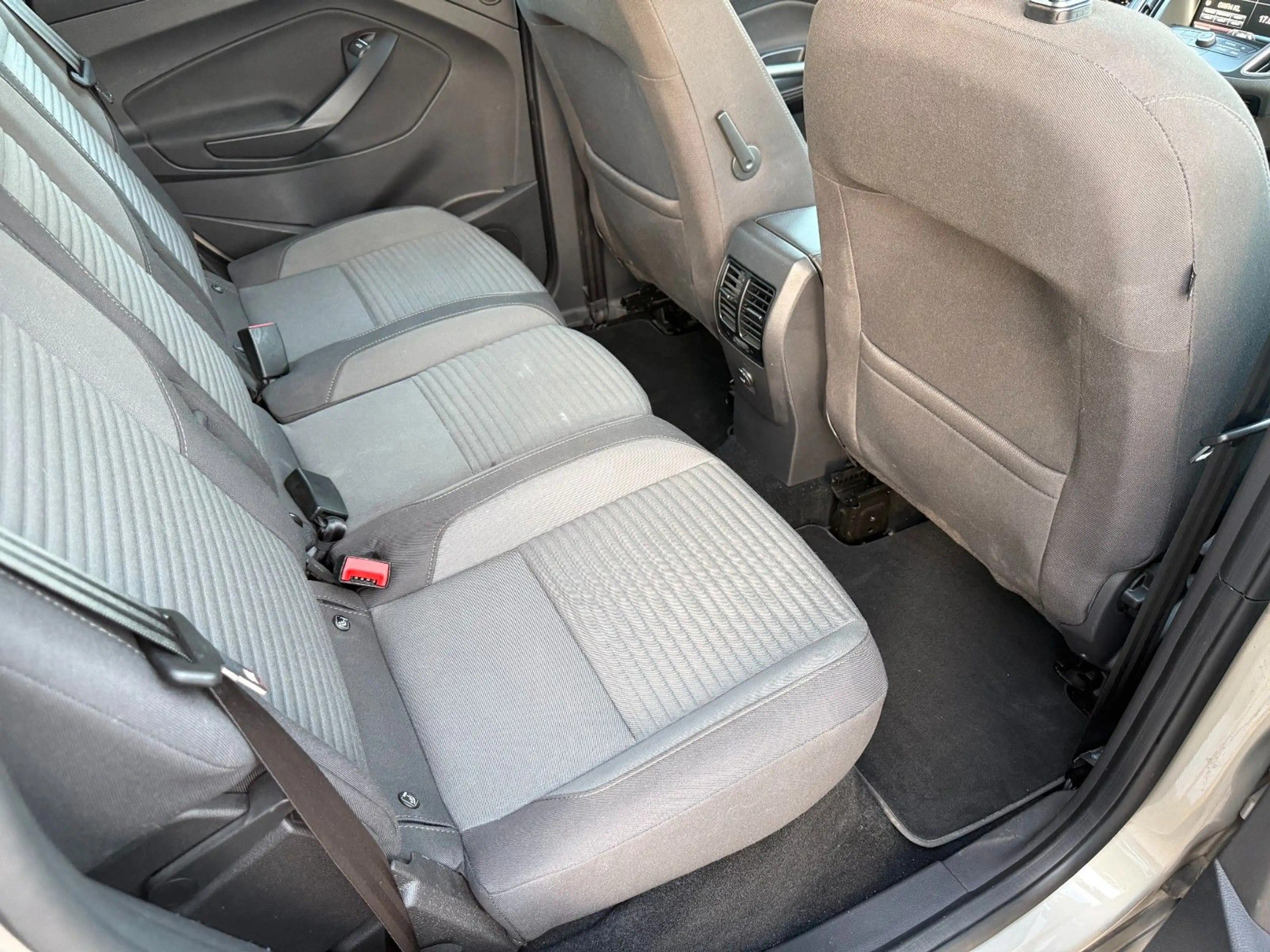 Ford C-Max C-MAX TITANIUM / AUTOMATIK / 2 HAND / AHK / NAVI — photo 14
