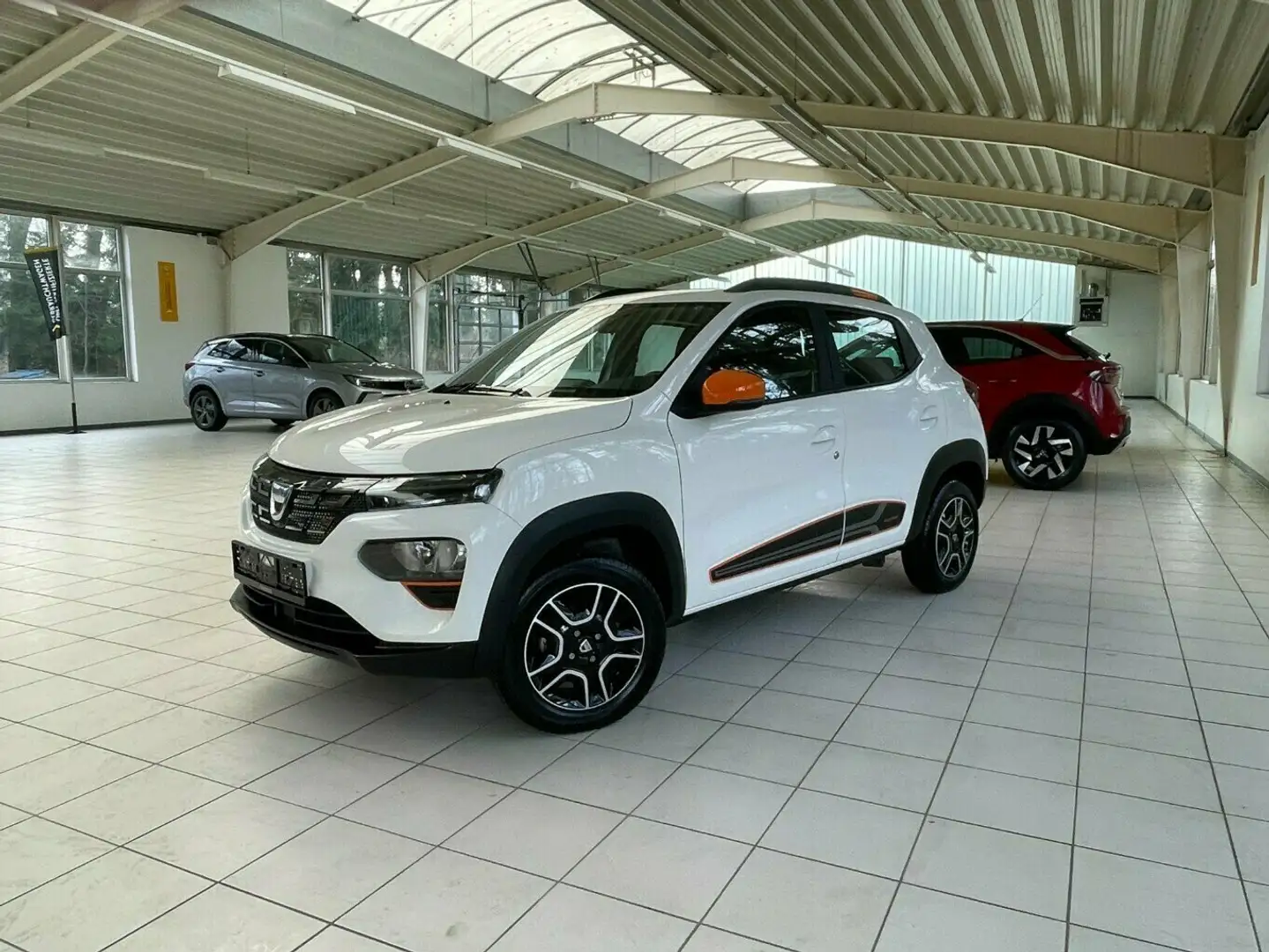 Dacia Spring Comfort Plus Weiß - 2