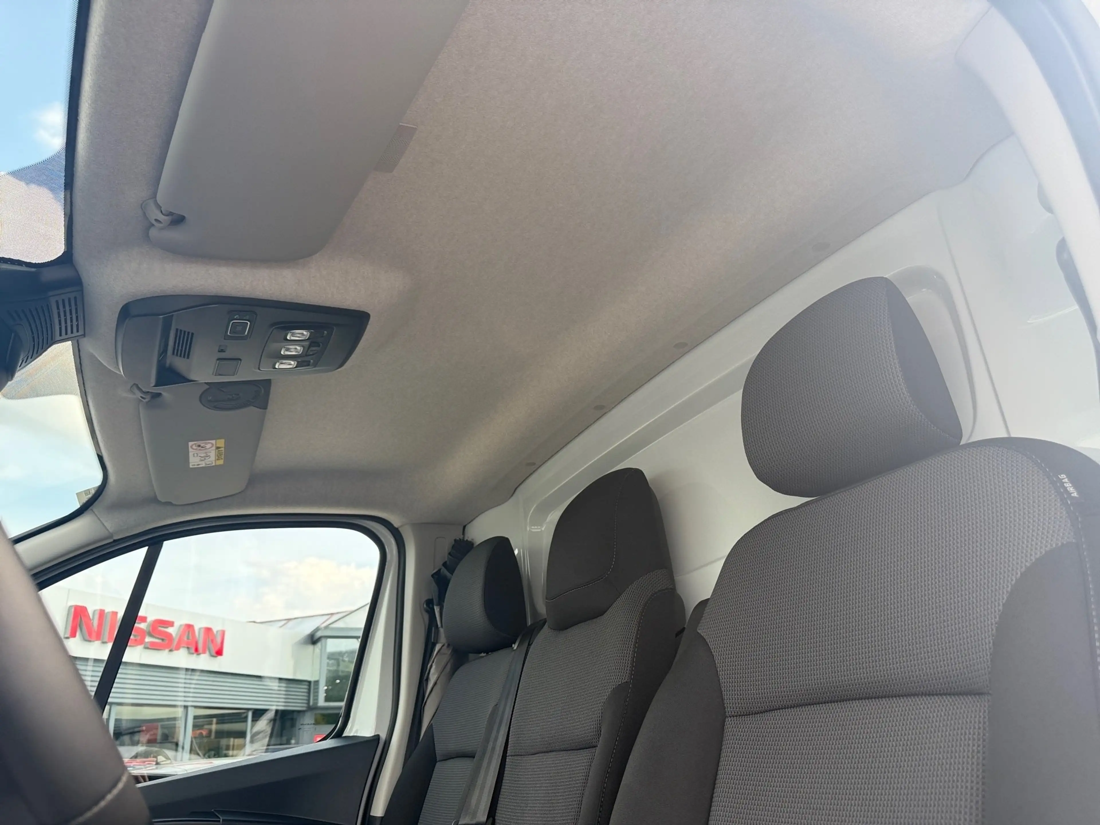 Nissan Primastar dCI 3.0t N-Connecta Kastenwagen — photo 13