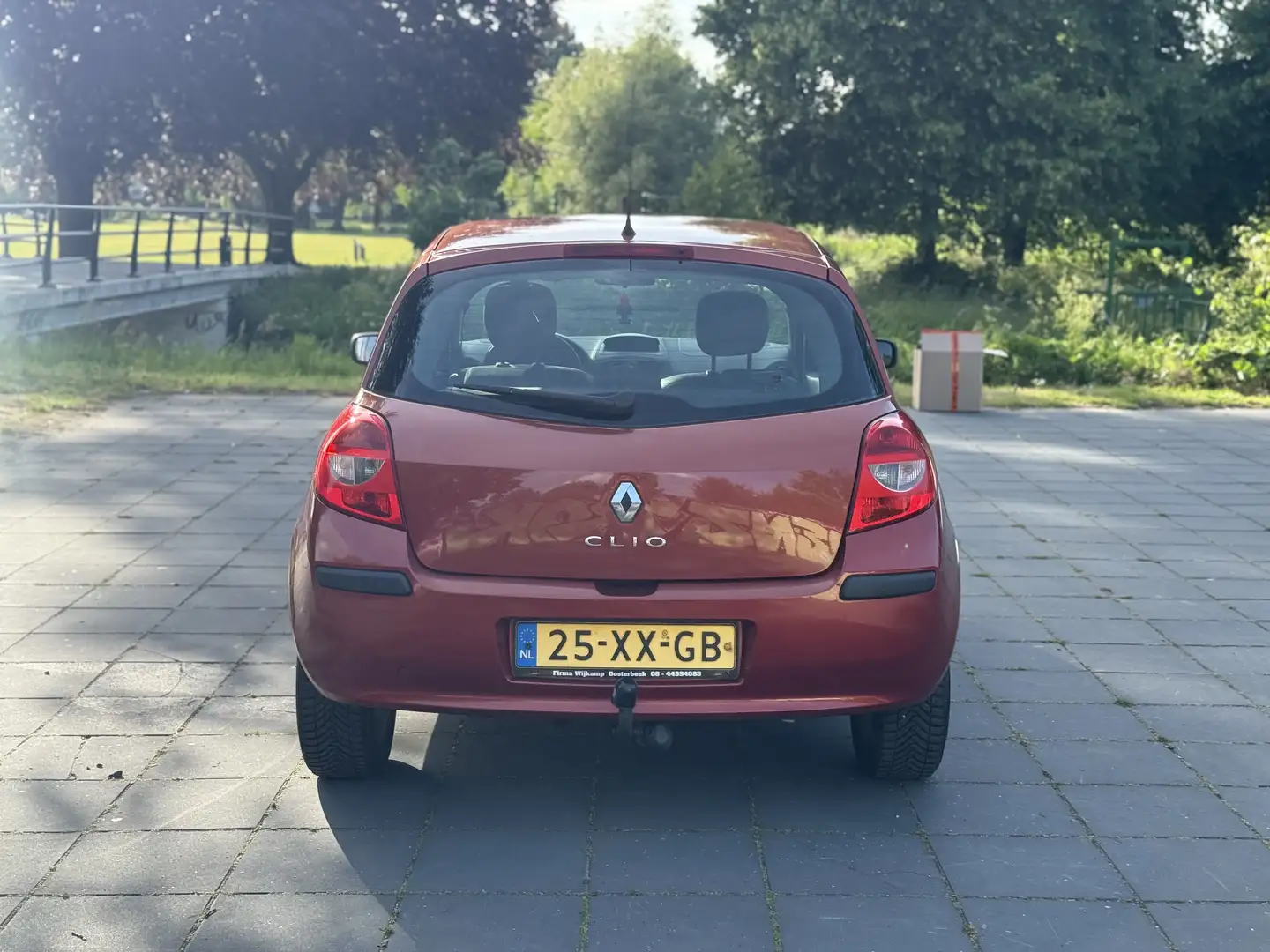 Renault Clio 1.2-16V Bns Line Rood - 2