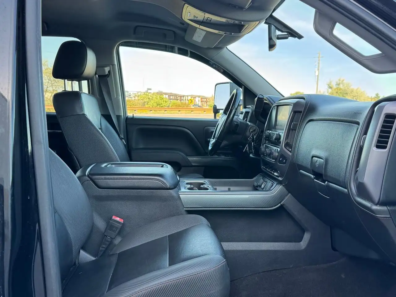 GMC Sierra 1500 снимка GMC Sierra 1500