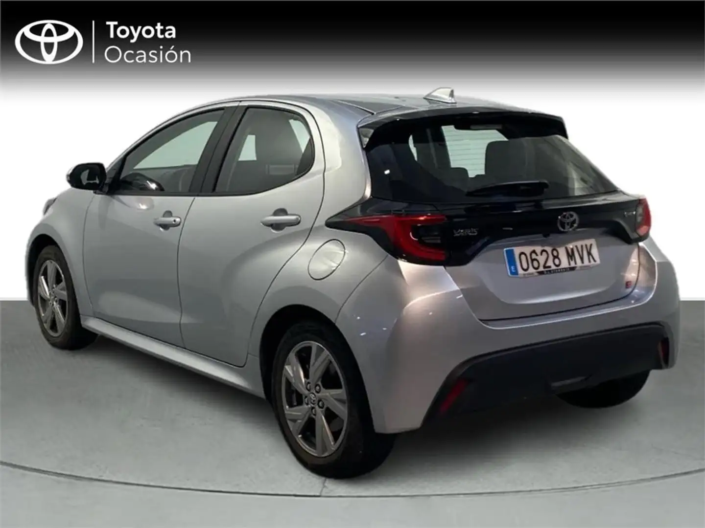 Toyota Yaris ACTIVE PLUS - 2