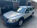 Volvo XC70 2.5 T momentum Automaat (Nette auto) Grijs - thumbnail 2