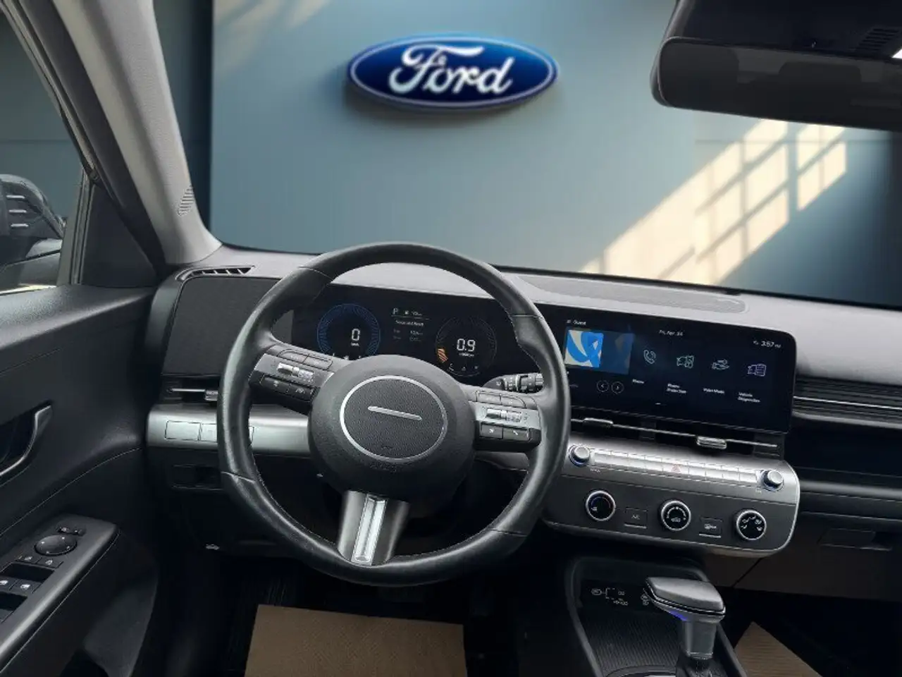 Hyundai KONA снимка Hyundai KONA