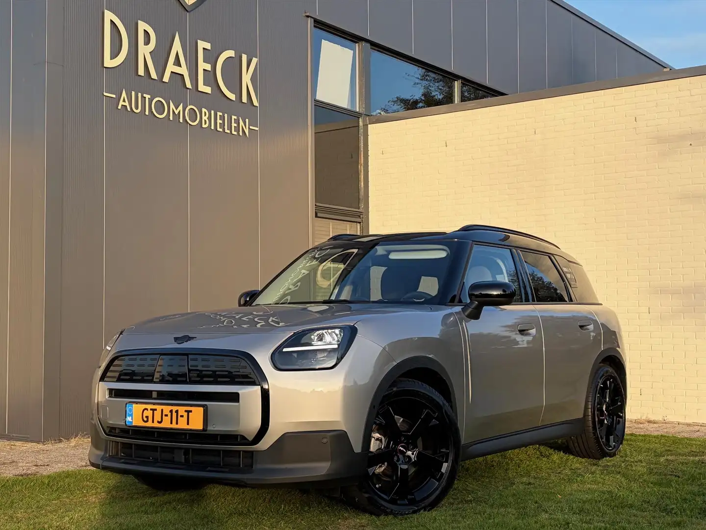 MINI Mini Countryman (u25) Classic Dr Ass. 19 inch 66,5 Gris - 1