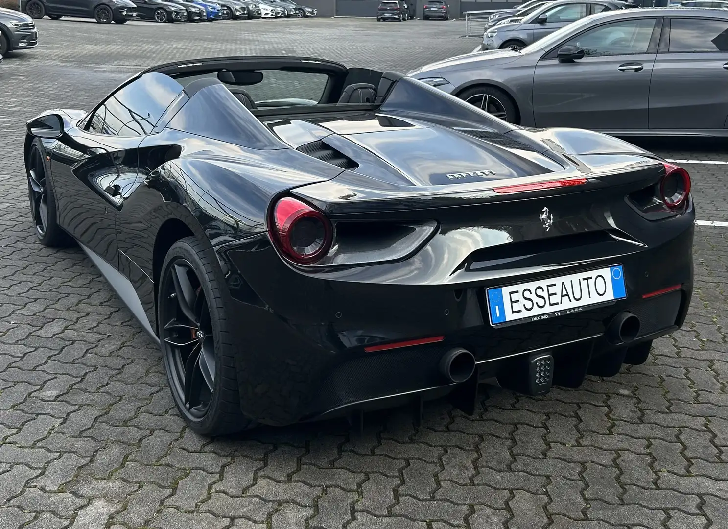 Ferrari 488 Spider 3.9 dct - 1