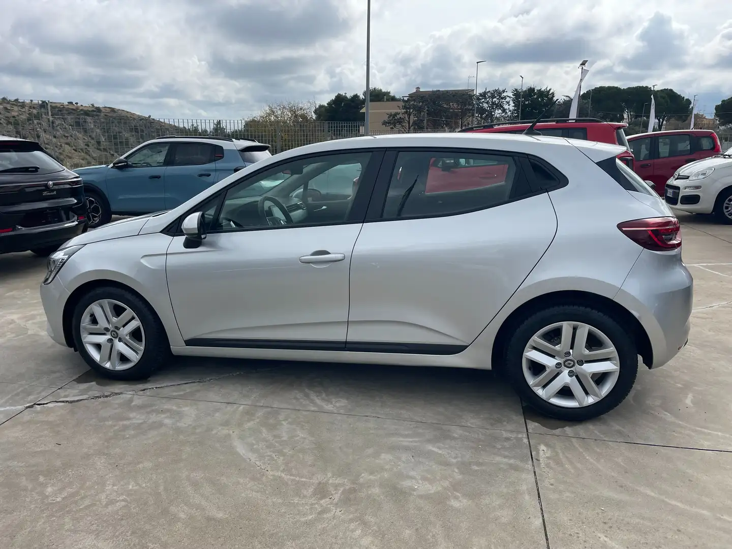 Renault Clio 1.0 tce Zen Gpl 100cv "Km 47.000" Argento - 2