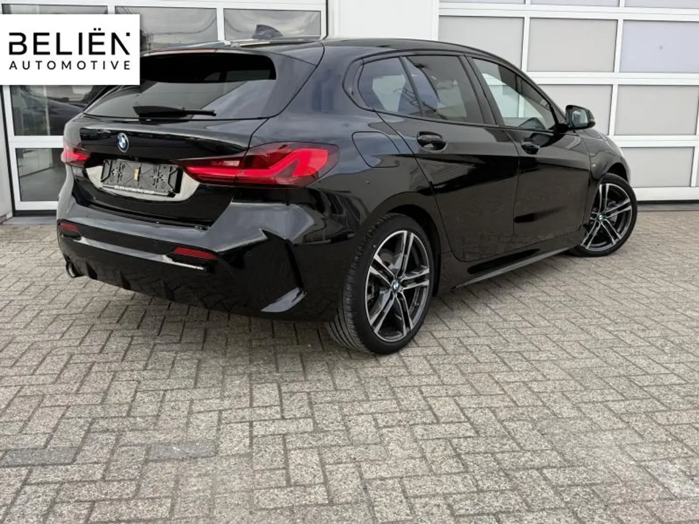 BMW 118 Hatch Noir - 2