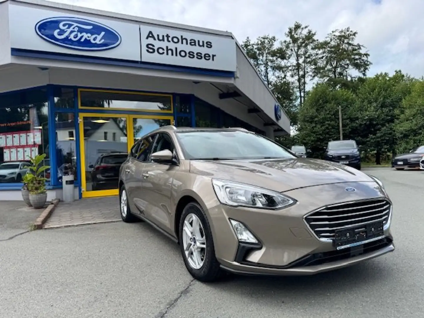 Ford Focus Focus Turnier 1.0 - Winterpaket, PDC+Kamera, Klima Silber - 1