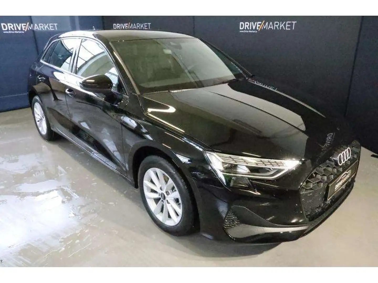 Audi A3 35 TFSI S Tronic Noir - 1
