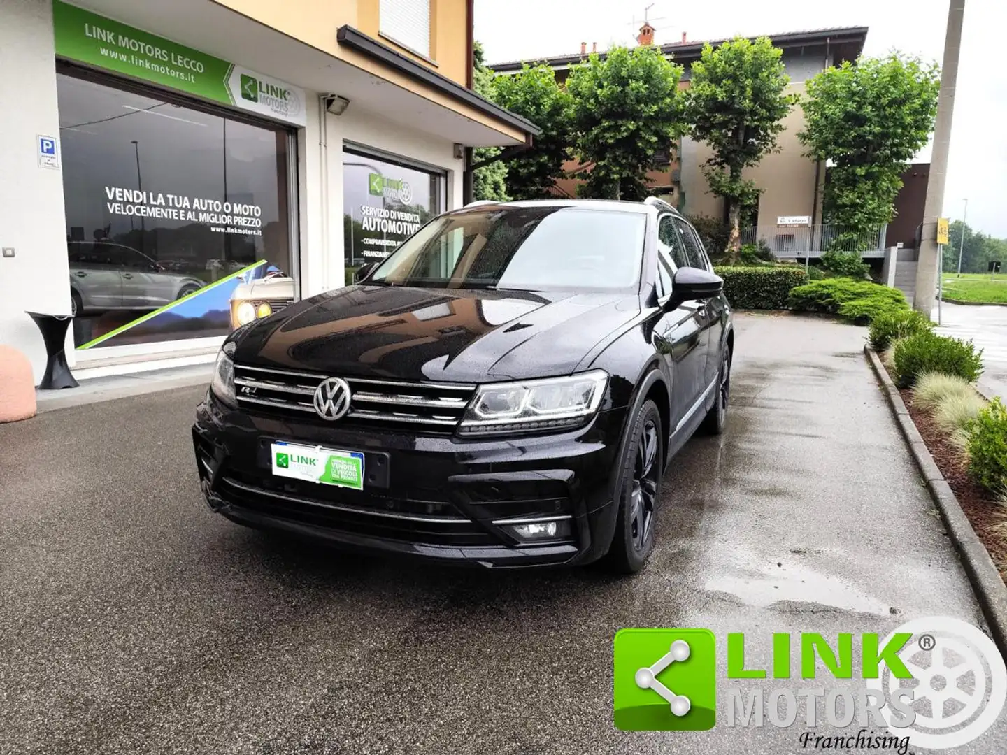 Volkswagen Tiguan 2.0 TDI SCR DSG R-LINE BlueMotion Tech. GAR.INCL. Negro - 1