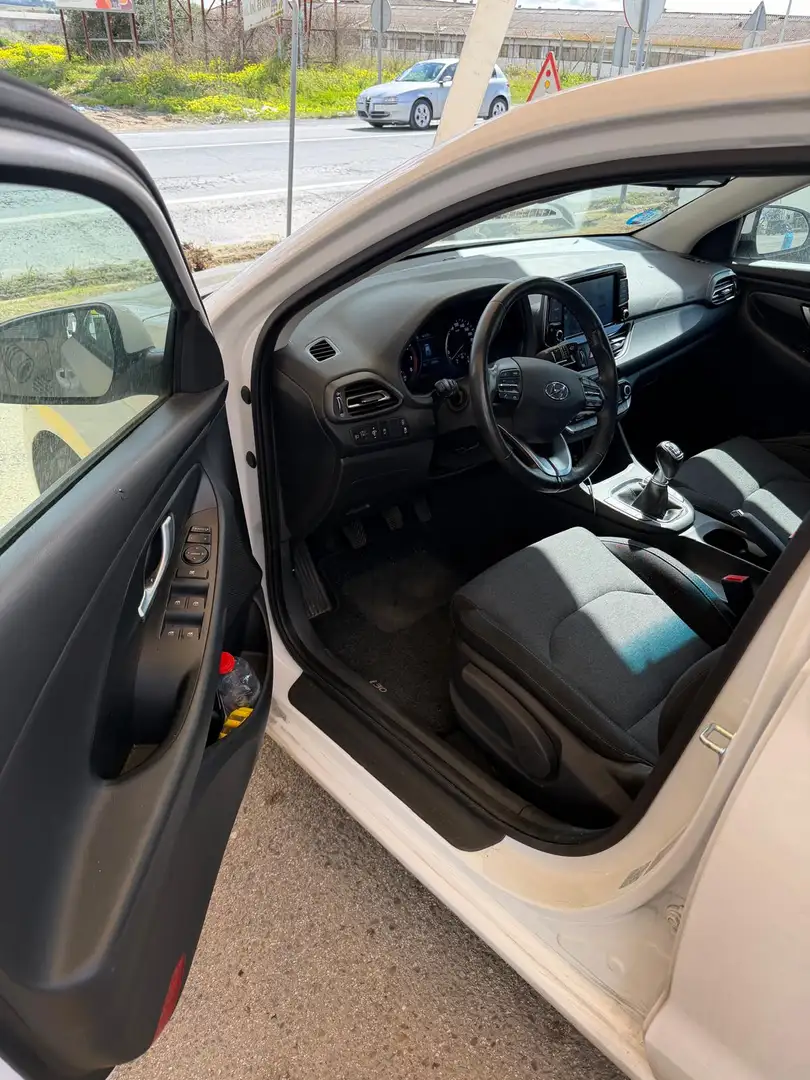 Hyundai i30 i30 FB 1.0 TGDI Klass 48V 120 Klass Blanco - 2
