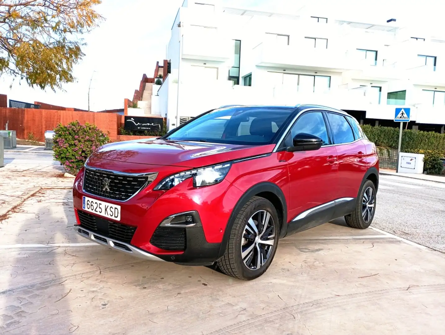 Peugeot 3008 1.2 S&S PureTech GT Line 130 Rojo - 1