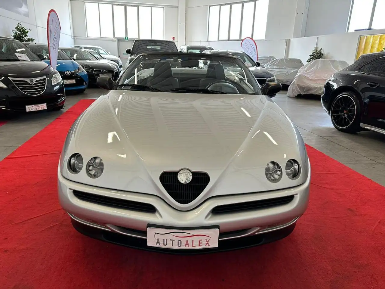 Alfa Romeo Spider 3.0 V6 iscritta ad ASI "Pininfarina", foto 2