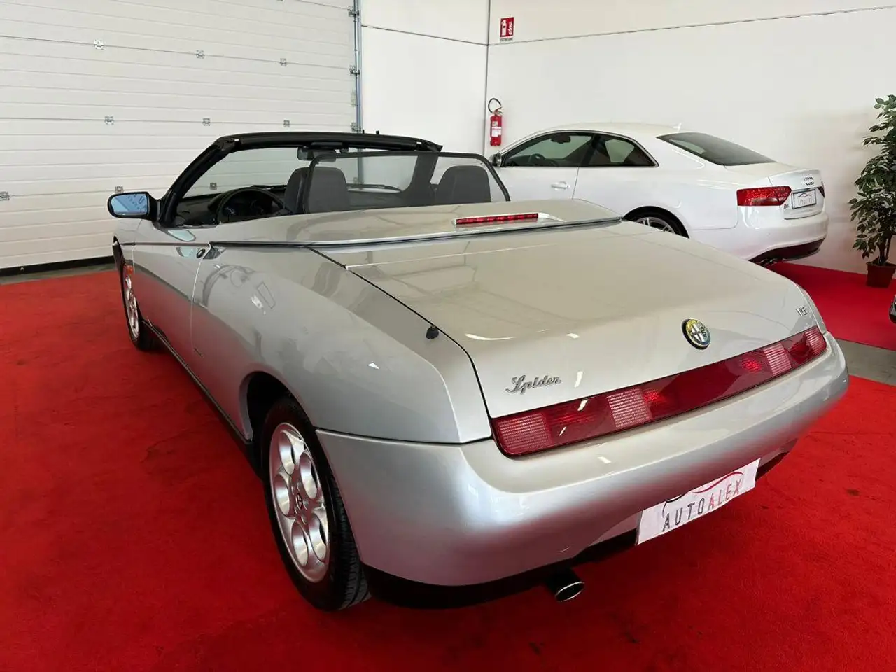 Alfa Romeo Spider 3.0 V6 iscritta ad ASI "Pininfarina", foto 6