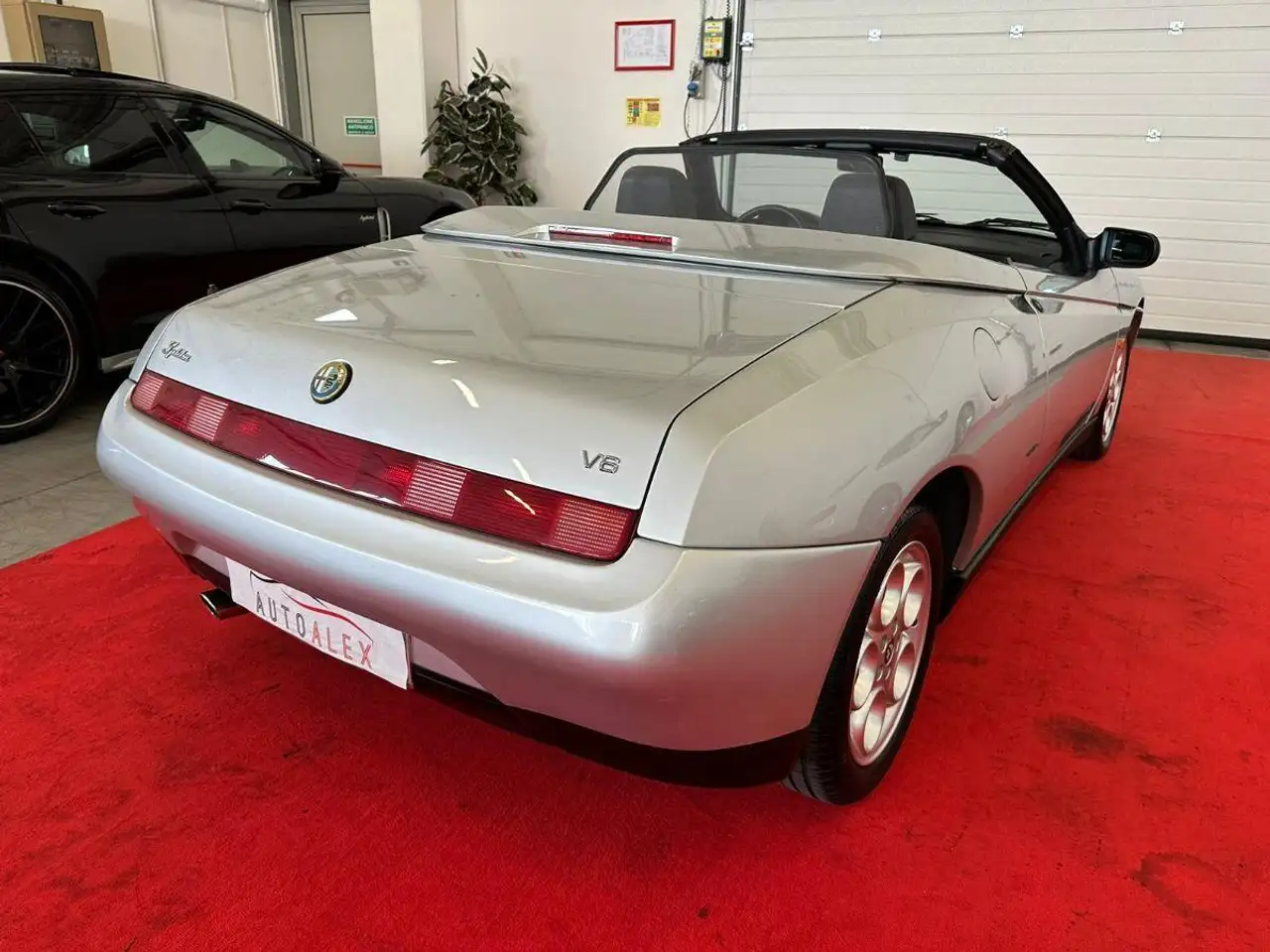 Alfa Romeo Spider 3.0 V6 iscritta ad ASI "Pininfarina", foto 4