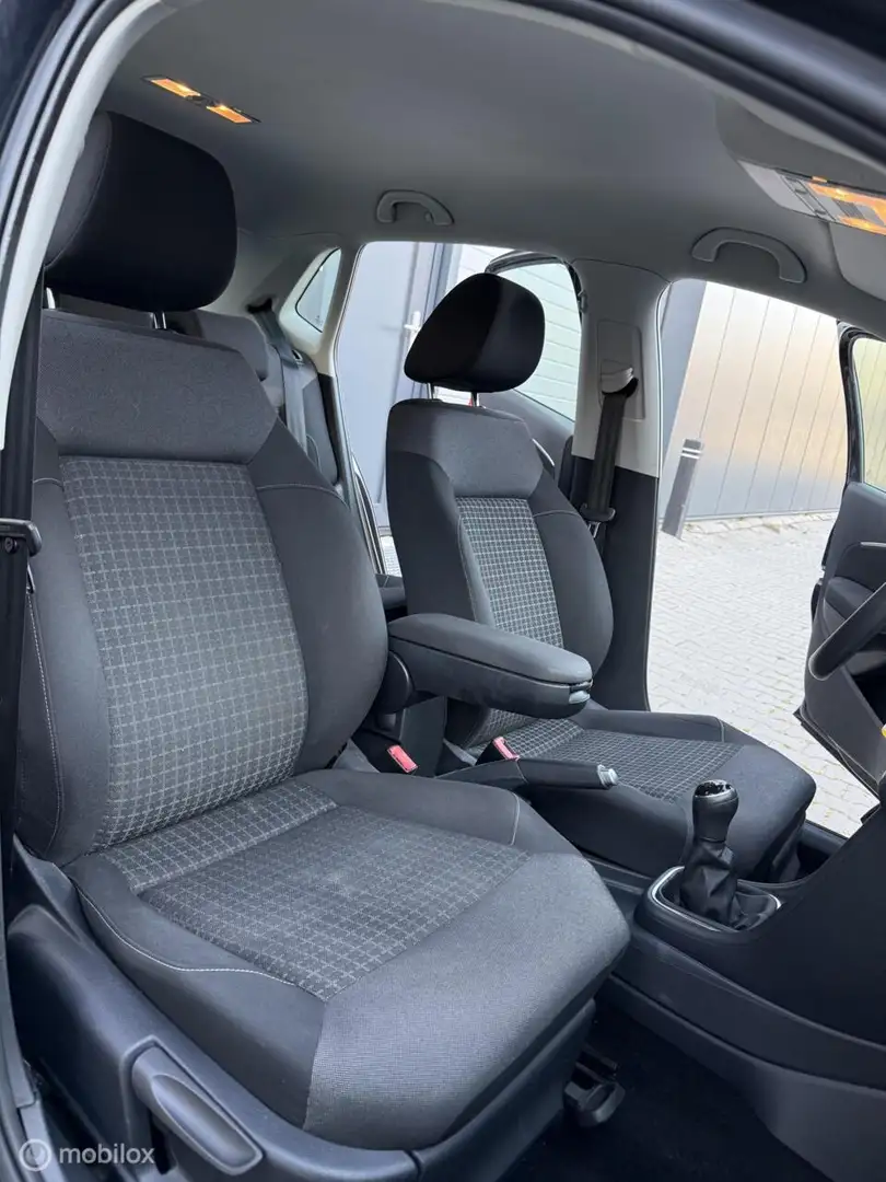 Volkswagen Polo 1.0 75Pk|Cruise| Apk| Airco|PDC| Stoelverwar Noir - 2