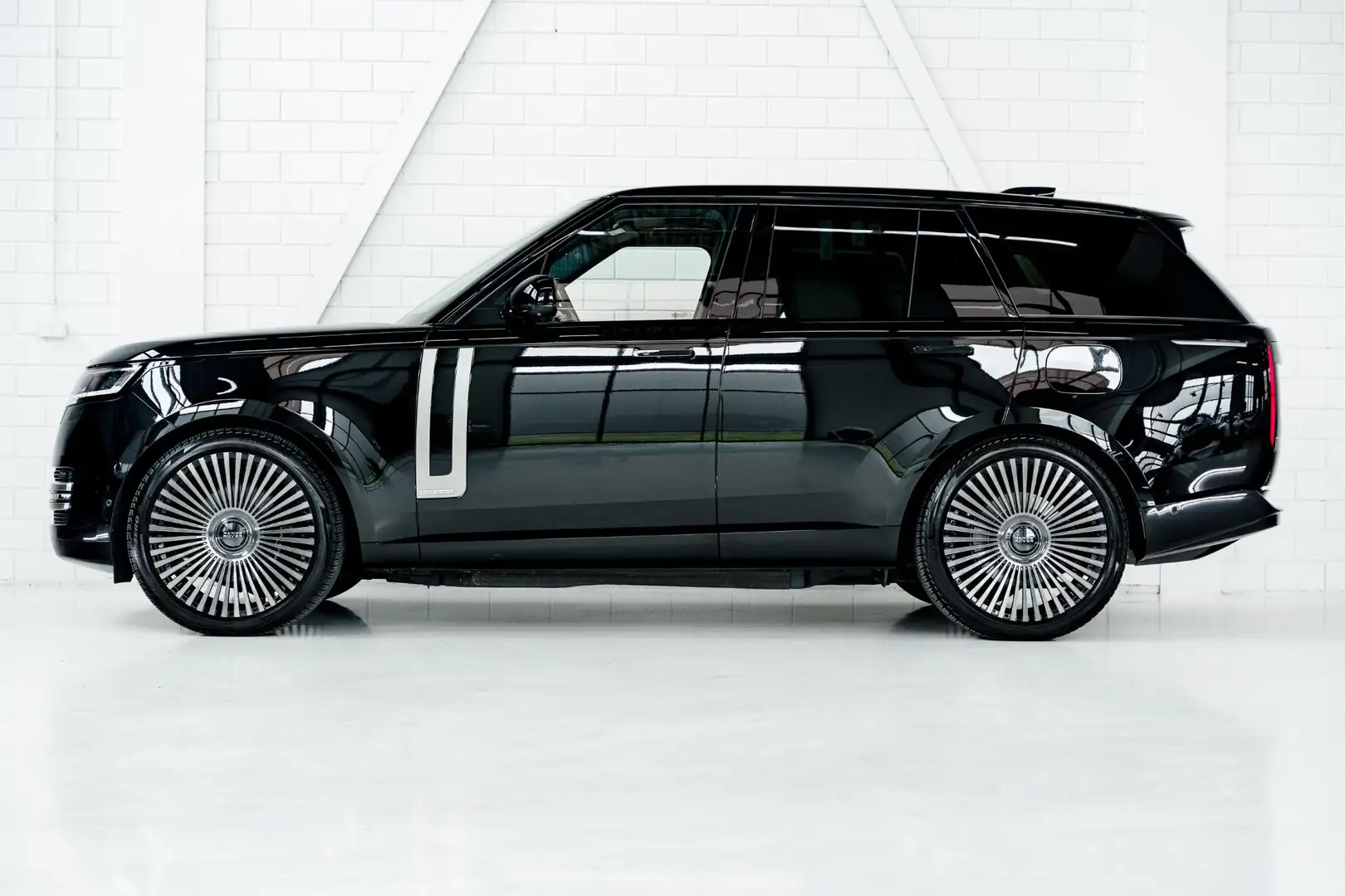 Land Rover Range Rover 3.0 P550e Autobiography PHEV | Massage | Panoramad Schwarz - 2