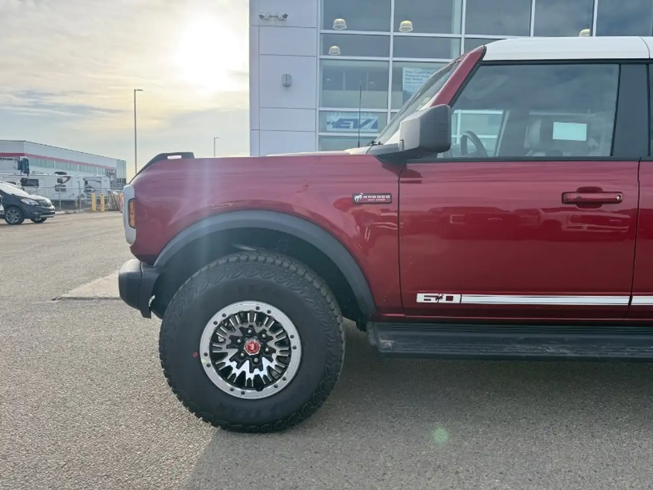 Ford Bronco снимка Ford Bronco