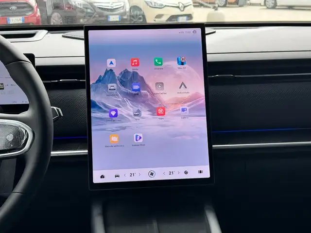 Jaecoo J7 view 10