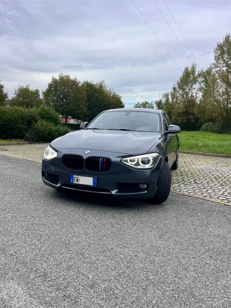 BMW 116 116d 5p Business - 1
