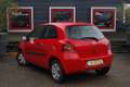 Toyota Yaris 1.0 VVTi + Airco Dealer onderhouden Lage kilometer Red - thumbnail 6
